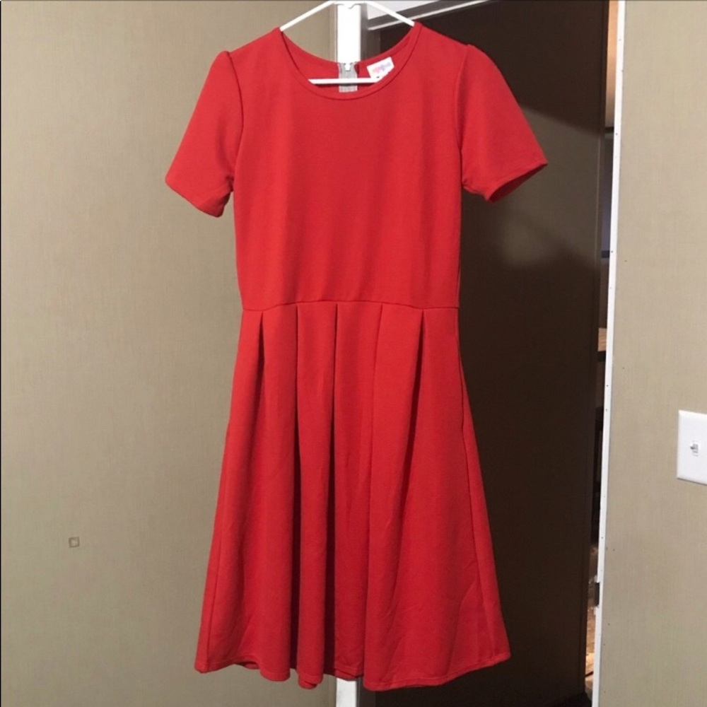 *2/$20!* LuLaRoe Amelia S/M